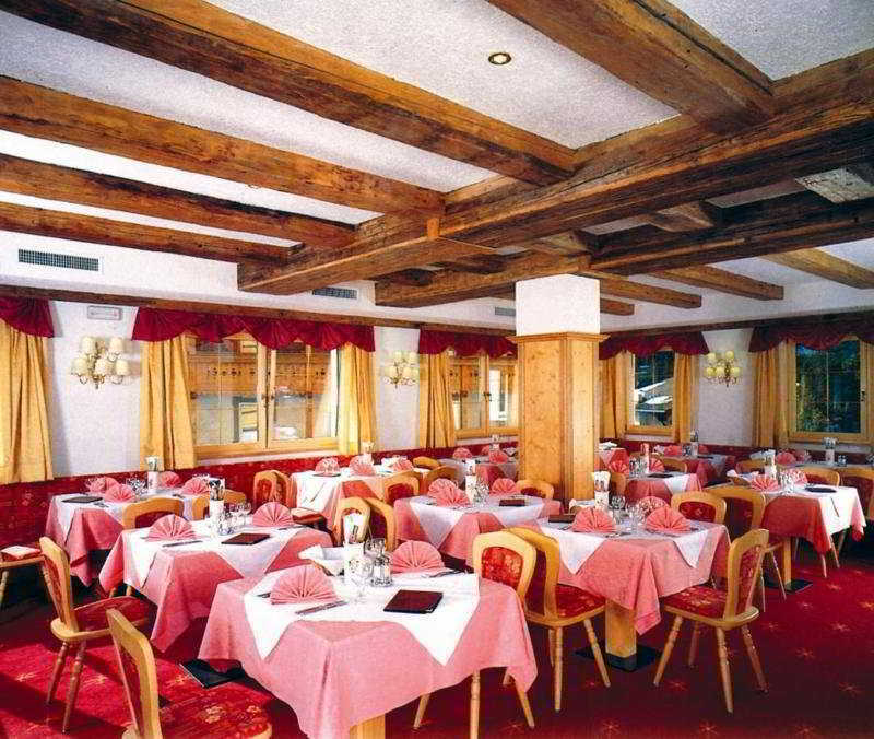 Hotel Cristallo Canazei Eksteriør billede